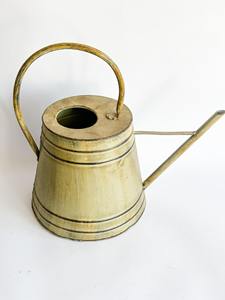 Regadera de metal rústica ideal para regar plantas de interior, suculentas, hierbas y floreros para flores frescas y artificiales - Product Image 2