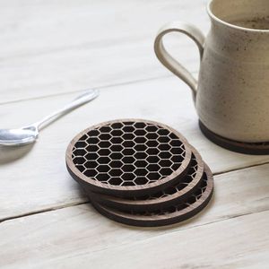 Durable Wooden Table Coaster Set Suitable For Daily Use Home Entertaining And Hospitality - Product Image 3