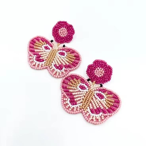 Pendientes de aro con bordado de cuentas y borlas divertidas para mujer, hechos a mano en India por MD HANDICRAFTS - Product Image 2