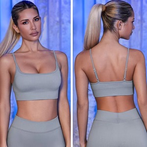 Ensembles de yoga pour femmes ACTIVE STRECH de haute qualité, respirants, au design moderne et luxueux, aspect premium, antistatiques et anti-irritations - Product Image 3