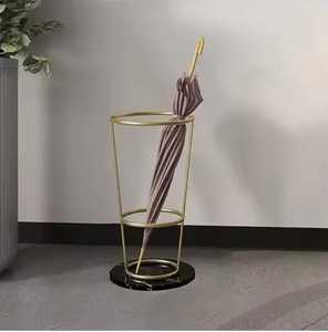 Porte-parapluies moderne en métal doré avec base en marbre, support de rangement minimaliste pour bâtons et cannes d'entrée, bac de rangement pour la maison et le bureau - Product Image 1