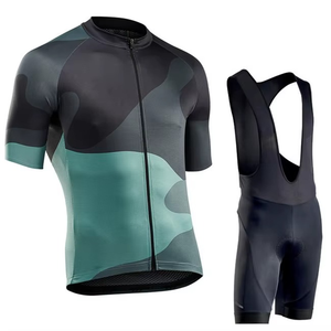 Tenues de cyclisme respirantes de qualité supérieure, ensembles de vêtements de sport personnalisés dans différents styles, fabriqués en tissu doux, vêtements d'équipe unisexes - Product Image 1