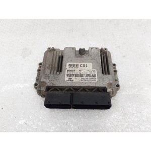 Santa Fe - ECU et modules informatiques d'occasion - 3913027820 - Product Image 1