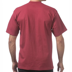 T-shirt décontracté pour homme, couleur bordeaux foncé, minimaliste, uni, de qualité supérieure, à manches courtes, col rond, tissu doux, pour un port quotidien estival, confortable et décontracté - Product Image 3