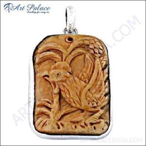 Colgante de Diseño Artesanal de plata de hueso Colgante y encanto de hueso de moda - Product Image 1