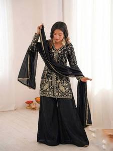 Ensemble Kurti Palazzo en soie Fendy pure brodée avec dupatta à bordure en dentelle de créateur – Tenue de soirée prête à porter - Product Image 4