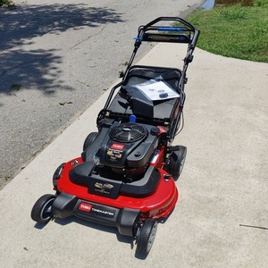 Solution durable d'entretien des pelouses, tondeuse à gazon Toro TurfMaster de 30 pouces, conçue pour les grandes pelouses et les parcs - Product Image 1