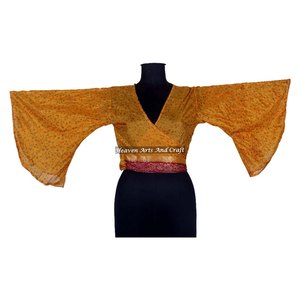 Vente en gros : Nouveauté – Haut en tissu de soie ethnique pour femmes et jeunes filles, disponible en couleurs variées et taille unique, manches cloche, style décontracté - Product Image 3