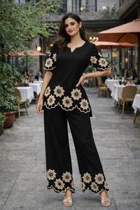 Hermoso Trabajo de Bordado con Hilo sobre Tela Premium para Salwar Kameez de Mujer, Ropa Moderna para Fiestas, Secado Rápido - Product Image 4