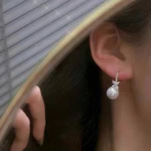 Pendientes Clásicos de Perlas de Agua Dulce Blancas Grandes con Doble Perla Edison y Lujo Ligero, Perlas Naturales S925, Elegantes para Mujer - Product Image 4