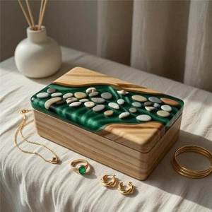 Boîte à bijoux classique en MDF et résine avec une finition artisanale attrayante pour le rangement personnel des bijoux et les cadeaux - Product Image 3