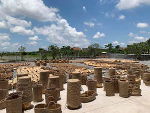 ตะกร้าสานจากหญ้าทะเลแบบเป็นมิตรกับสิ่งแวดล้อมสำหรับจัดเก็บของตกแต่ง ตะกร้าสไตล์ตุรกีสำหรับงานวันขอบคุณพระเจ้าจากเวียดนาม - Product Image 6