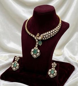 Ensemble de collier de style Hasli en zircone cubique de qualité supérieure, design élégant et raffiné, convient à toutes les tenues, allure luxueuse - Product Image 3