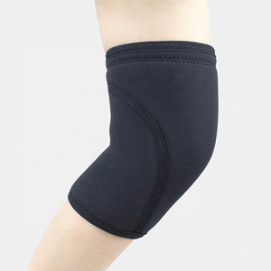 Genouillères de musculation en néoprène 7 mm, design tendance 2025, prix abordable, fabriquées au Pakistan, pour la gym - Product Image 4