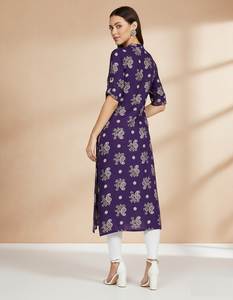 Kadın Lacivert Rayon Kloş ve Dar Kesim Uzun Kurti Elbise V Yaka Üç Çeyrek Kol Tam Dikişli Düz Desen Normal Boy - Product Image 5