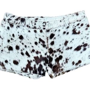Pantalones cortos de cuero genuino con estampado de vaca para mujer, estilo western, moda urbana - Product Image 5