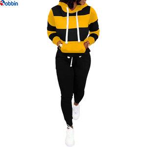 Conjunto deportivo de 2 piezas a rayas personalizado para mujer, chándal con capucha, pantalones deportivos de manga larga, conjunto de ropa deportiva de 2 piezas con sudadera con capucha - Product Image 5