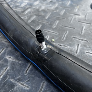 Meilleur prix, haute qualité, longue durée de vie, chambre à air en butyl KUMA pour tous les véhicules, véhicules de construction, garantie de 12 mois, noir, Vietnam - Product Image 3