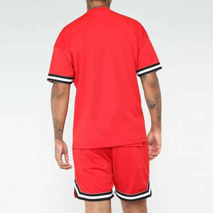 ชุดเซ็ตเสื้อยืดแขนสั้นลำลองและกางเกงขาสั้นสีพื้นสำหรับผู้ชาย ชุด 2 ชิ้น - Product Image 2