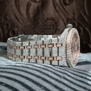 Reloj Automático de Cuarzo de 40 mm con Moissanita, Números de Colores Arcoíris, Números Romanos Japoneses, Correa de Cuero y Acero Inoxidable de Lujo para Negocios - Product Image 1