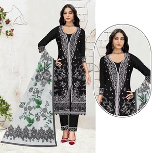 Traje pakistaní de algodón grueso con bordados elaborados, trabajo de encaje y trabajo Khatli, traje Salwar de boda con Dupatta - Product Image 1