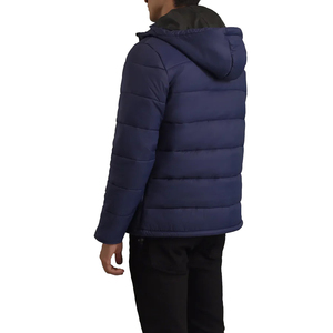 Experimente la calidez y el estilo con una chaqueta acolchada ligera, ideal para el uso diario al aire libre. - Product Image 6