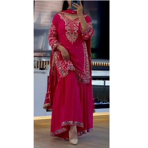 Aujourd'hui, nous présentons un ensemble palazzo de créateur avec broderies et sequins pour mariage et fête, Kurti et palazzo en gros à prix avantageux. - Product Image 1