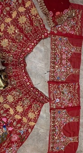Hermoso Lehenga Choli Rojo de Georgette para Mujer con Bordado, Vestido Tradicional Indio para Boda - Product Image 6