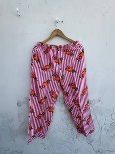 Pijama de Algodón con Estampado de Frutas para Mujer – Ropa de Dormir India Hecha a Mano con Tela Suave y Transpirable - Product Image 5