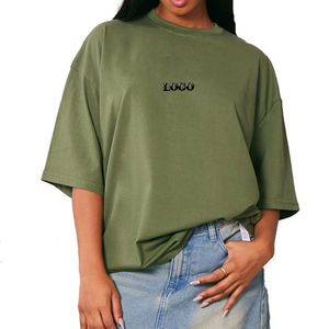 เสื้อยืดผู้หญิงทรงเข้ารูป คอวี แขนสั้น ใส่สบาย ระบายอากาศ แห้งเร็ว ผ้าถักลายทาง โลโก้  รุ่นยอดนิยม - Product Image 4