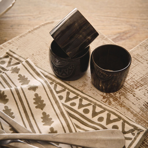 Anneaux de serviette écologiques en corne ronde, design classique, motifs découpés noirs, largeur personnalisable, accessoire de décoration de table pour mariage et fête - Product Image 6