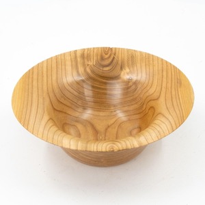 Bol en bois d'abricot naturel fait main, élégant bol de service en bois, vaisselle de cuisine écologique, disponible en gros pour l'exportation - Product Image 5