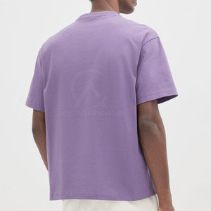 T-shirt homme haute performance en tissu mélangé coton, finition soignée et look classique, parfait pour le streetwear - Product Image 3