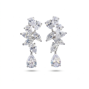 Pendientes de diamantes cultivados en laboratorio, brillantes, con diseño de candelabro, elaborados en oro amarillo, perfectos para compromiso, diamantes cultivados en laboratorio ecológicos. - Product Image 1