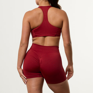 Conjunto Deportivo de Shorts Rojos de Cintura Alta con Top Cruzado, Ropa Deportiva Transpirable de Punto para Mujer - Product Image 2