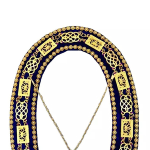 Collier de Grand Lodge Maçonnique, Chaîne Plaqué Or avec Fond Violet, Tissu Velours de Haute Qualité avec Chaîne Intégrée - Product Image 5