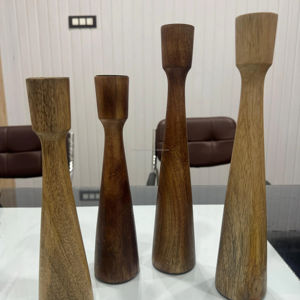 Support à bougies rustique moderne pour intérieur, centre de table de mariage, porte-bougie en bois style rustique, support à bougies en bois personnalisable - Product Image 1