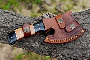 Mini cuchillo de carnicero de acero de Damasco hecho a mano, con funda de cuero, cuchillo profesional para carne de Damasco con mango de madera. - Product Image 3