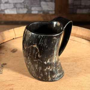 Mug en corne de bœuf véritable fait main, style Viking, motif Animal Love Angel, pour Mead et Bière, Écologique, Personnalisable, Occasions Spéciales, Antique - Product Image 3