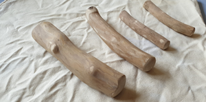 ไม้กาแฟคุณภาพสูง เป็นมิตรกับสิ่งแวดล้อม ปลอดภัยสำหรับสัตว์เลี้ยง ไม้กัดแทะที่แข็งแรง ทนทาน สำหรับเล่นแบบอินเทอร์แอคทีฟ และเป็นอุปกรณ์ดูแลสุขภาพฟันสุนัข - Product Image 6