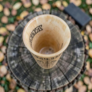 Tasse à boire en corne de buffle naturelle gravée et polie, artisanale, écologique, REHMAN CRAFT, avec logo personnalisé - Product Image 1