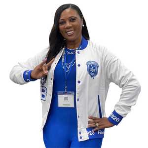 Veste bomber en satin blanc Zeta Phi Beta avec doublure en ruban personnalisée, veste varsity pour femmes, sororité grecque, streetwear élégant, manteau tendance - Product Image 6