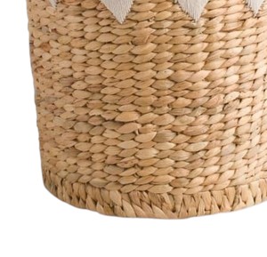 Panier rustique en jacinthe d'eau tressé à la main, panier de rangement polyvalent avec motif, organisateur naturel écologique artisanal - Product Image 3