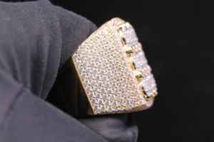 Anillo de Diamantes Plateado en Plata 925 para Hombre, Corte Brillante Redondo, Estilo Hiphop, Joyería para Fiesta - Product Image 4