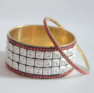 OEM personnalisé plaqué or moderne poli mosaïque laiton traditionnel motif antique à la mode Saint Valentin Bracelet - Product Image 3