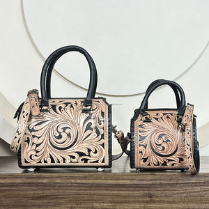 Bolsos de Viaje Pequeños de Cuero Floral Repujado Hechos a Mano de Primera Calidad, Bolsos de Mano Cruzados Compactos de Cuero Genuino de Lujo para Gimnasio y Viajes - Product Image 4