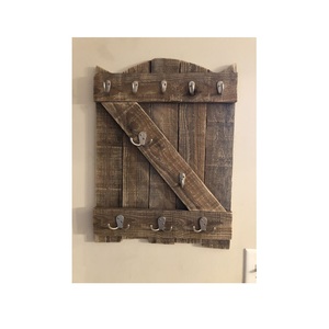 Panneau organisateur en bois naturel pour un rangement pratique des clés d'appartement, de villa, de cabane et de bureau, avec points de suspension sécurisés - Product Image 6