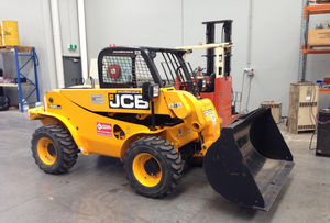 Nuevo Manipulador Telescópico JCB 520-40 con Motor Diésel, Tracción en las 4 Ruedas y Capacidad de Carga de 300 kg - Product Image 2