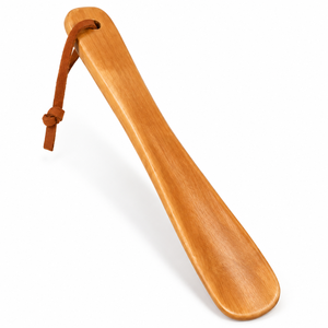Chausse-pied en bois artisanal avec sangle en cuir, bois poli lisse, aide au portage des chaussures pour l'entrée - Product Image 1