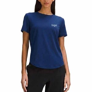 เสื้อยืดสตรีผ้าสแปนเด็กซ์/คอตตอนถักแบบหลวมสไตล์สตรีทแวร์สำหรับฤดูร้อน คอกลม ระบายอากาศ แห้งเร็ว รับผลิตตามแบบ OEM - Product Image 4